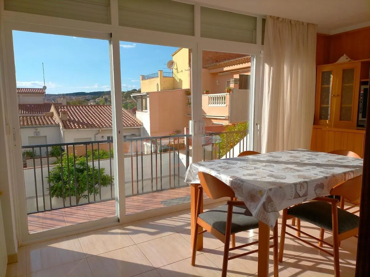 아파트 Apartamentos Costa Brava Las Vistas 산펠리우데기솔스